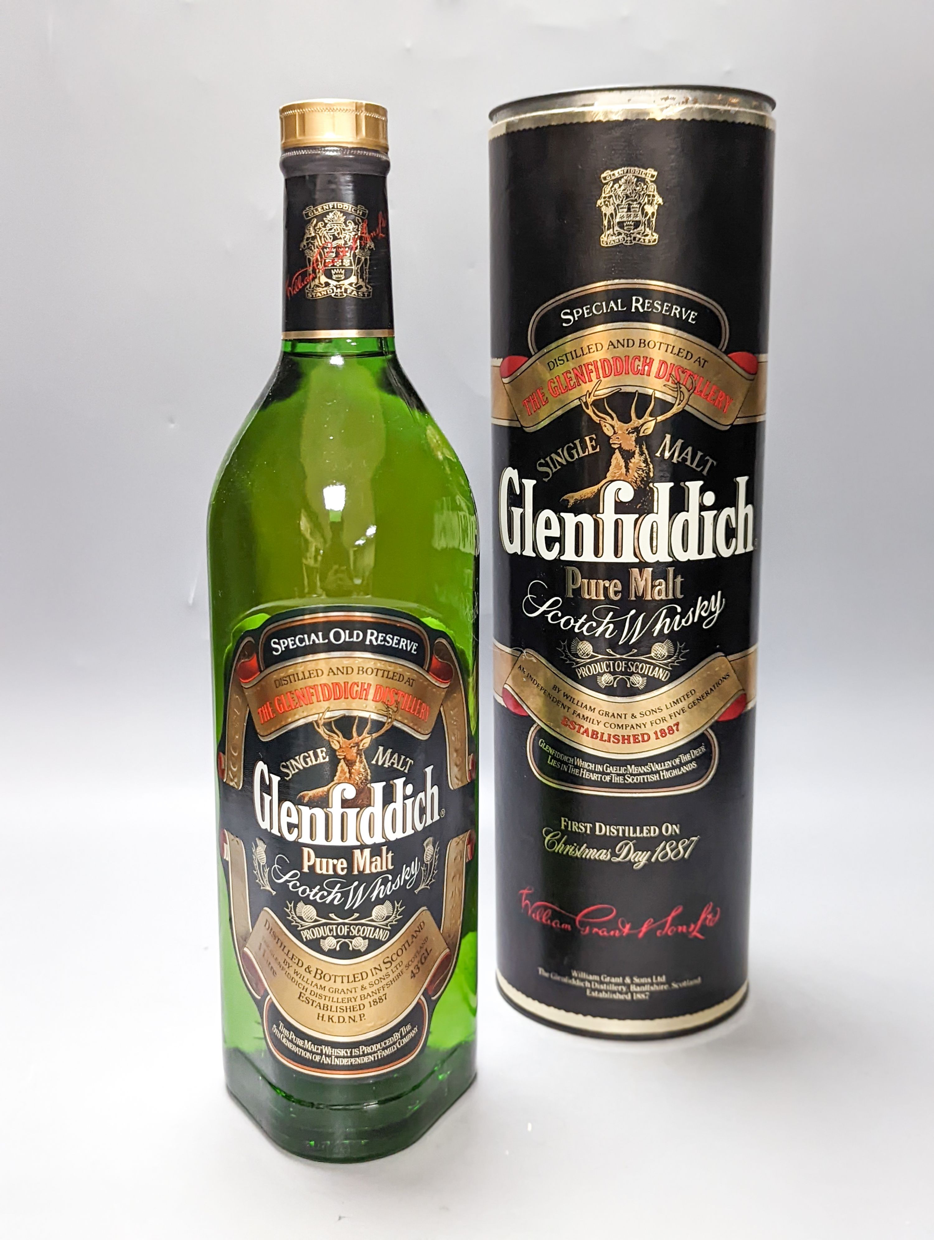 Seven assorted bottles of whisky including Yates Brothers, Bushwalls, IPA single malt, Blair Athol 12 year old single malt, Ledaig single malt, Knockando 18 year old malt and Glenfiddich malt, five boxed.